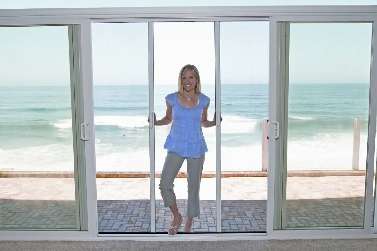 Double Door Screen installed in Oakland